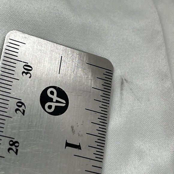 Le Rose Lauren Lace Satin Champagne Robe SIZE M/L White READ - Picture 5 of 11